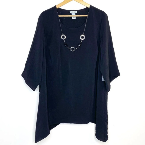 NWT Maggie Barnes Catherines 0X Black Blouse Crinkle Fabric Attached Necklace - Picture 1 of 9